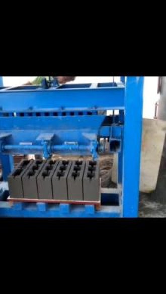 BLOQUETERAS AUTOMATICAS HIDRAULICAS Cel. 965276102